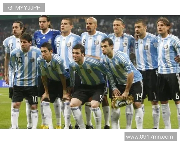 沈阳足球明星尤龙的传奇人生与职业生涯回顾